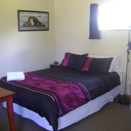Catlins Newhaven Holiday Park Owaka Room photo